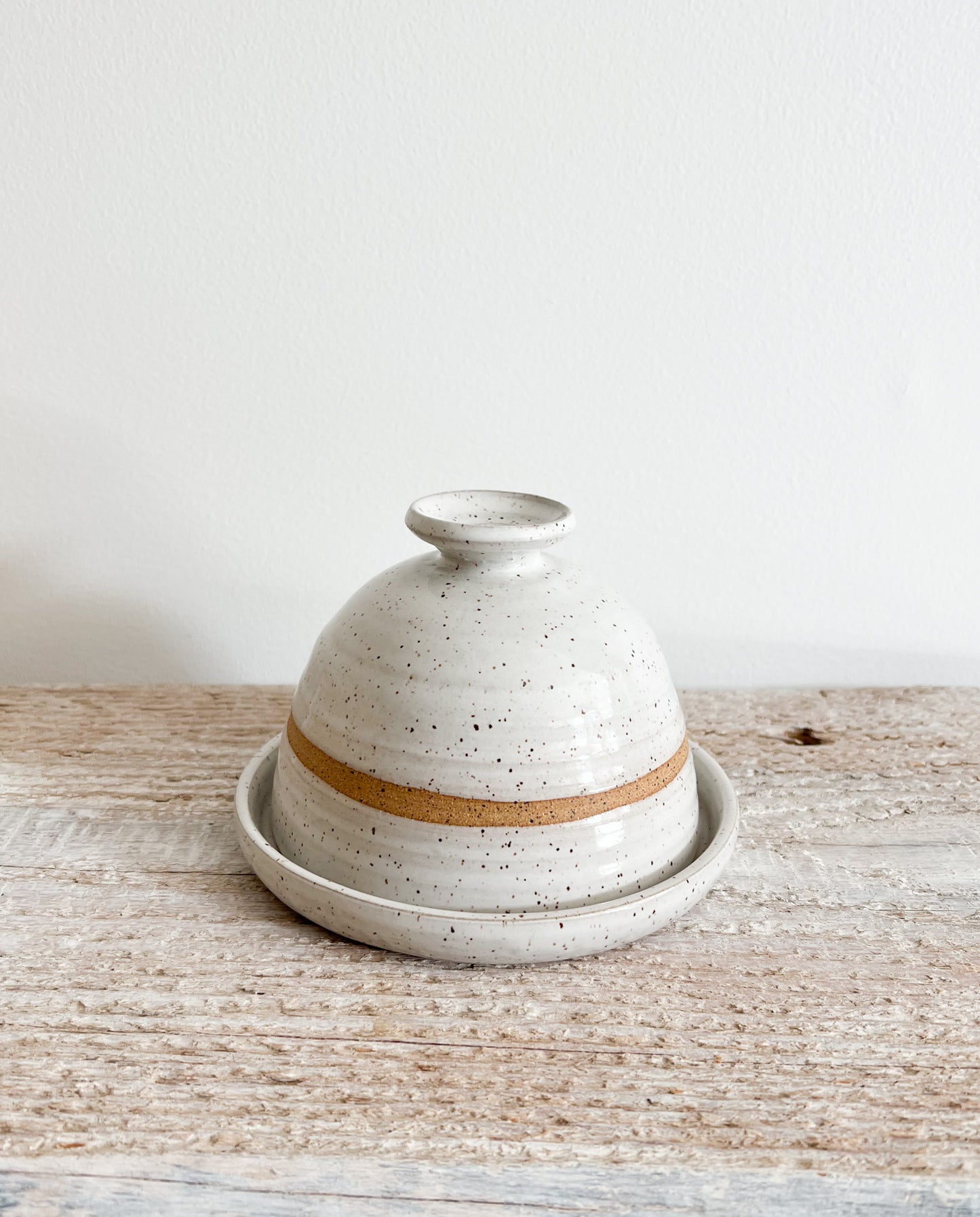 The Ye11ow Studio Butter Dish With Raw Clay Slash